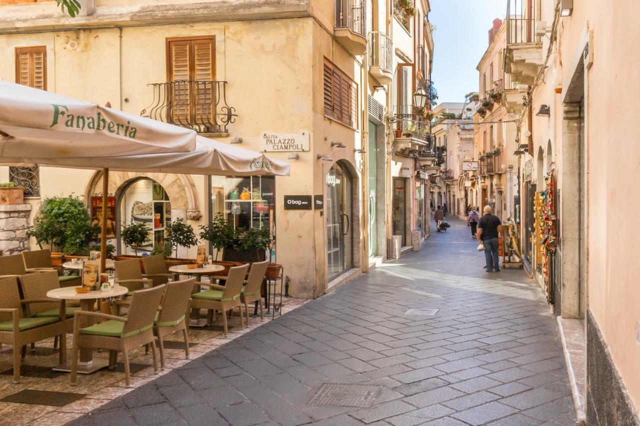 Varo Apartment Taormina Luaran gambar